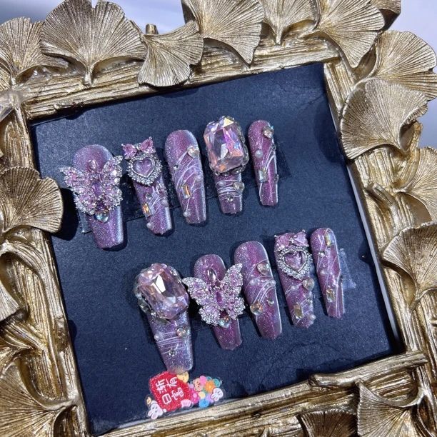（拍相对的名字）纯手工穿戴甲