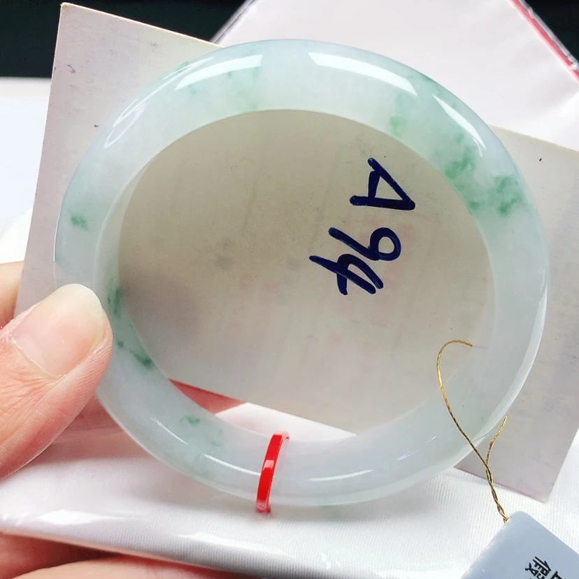 【闪购商品】翡翠手镯未镶嵌56圈