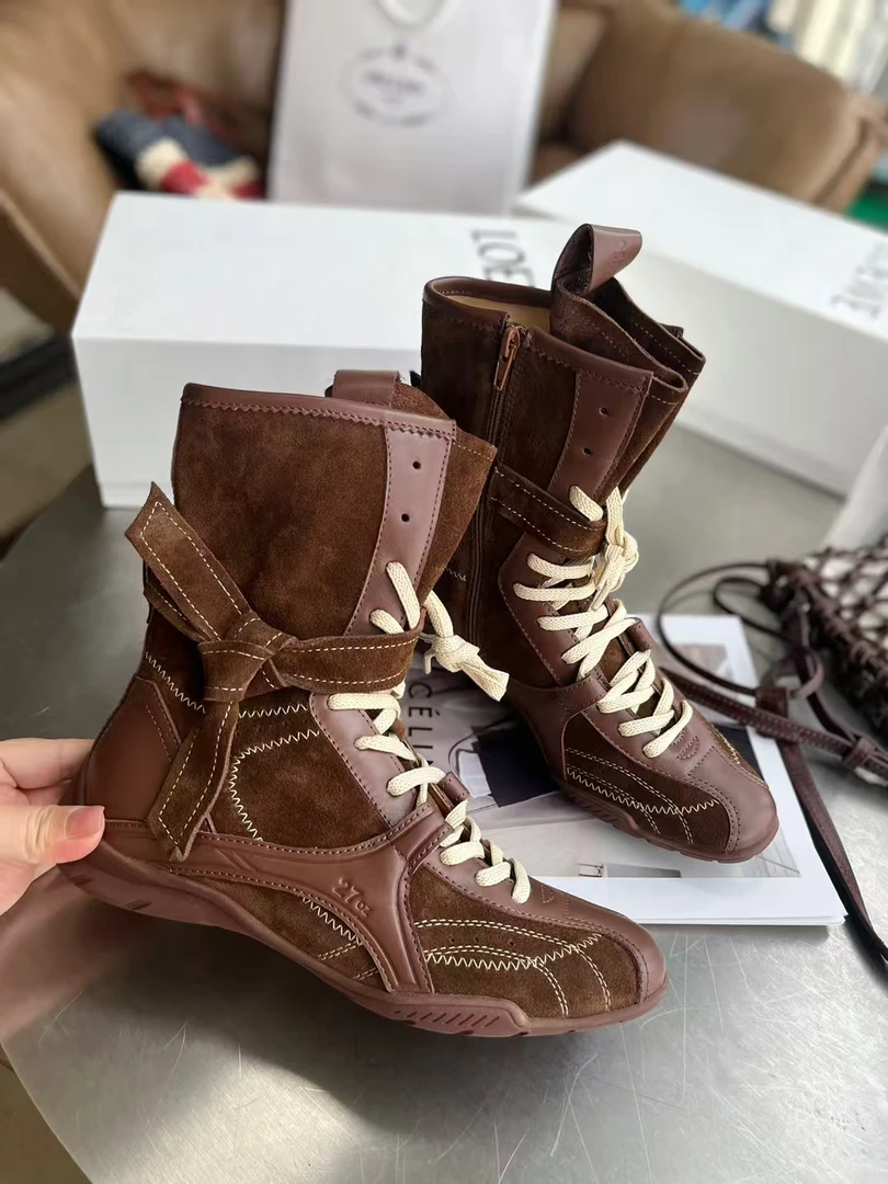 欧洲站女士百搭休闲马丁靴潮流时尚系带时装靴短靴复古潮鞋女