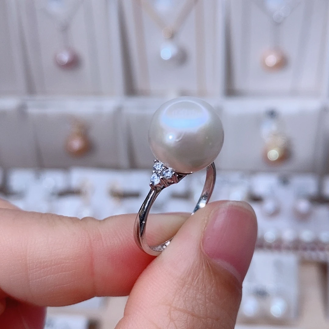 颈饰银S925镶嵌淡水珍珠