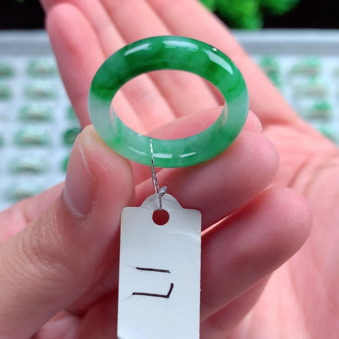 未镶嵌戒指翡翠天然