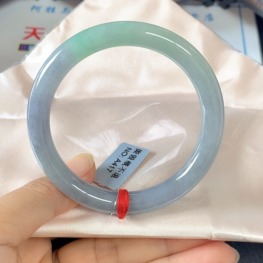 翡翠未镶嵌手镯55.5