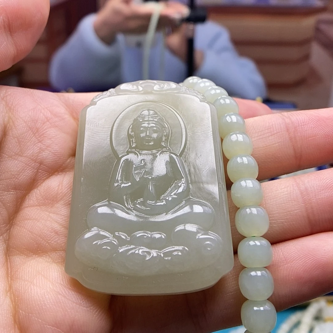 和田玉颈饰未镶嵌回*