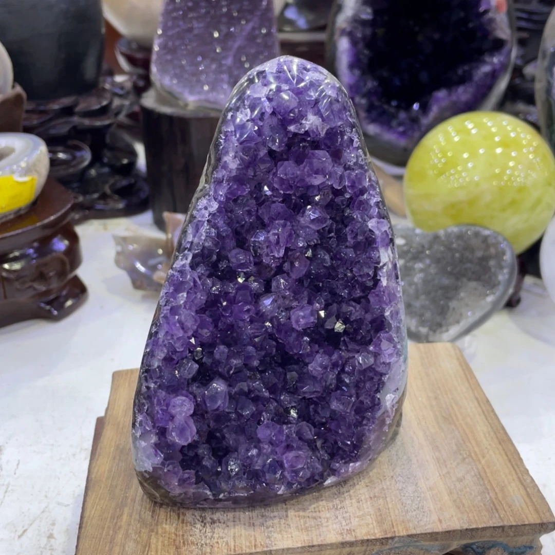未镶嵌珠宝半成品水晶