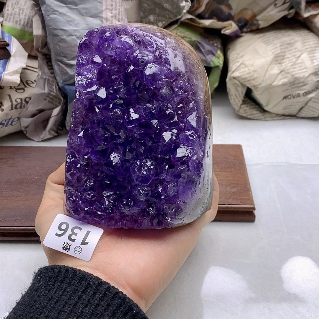 紫晶大型摆件（非配饰）未镶嵌