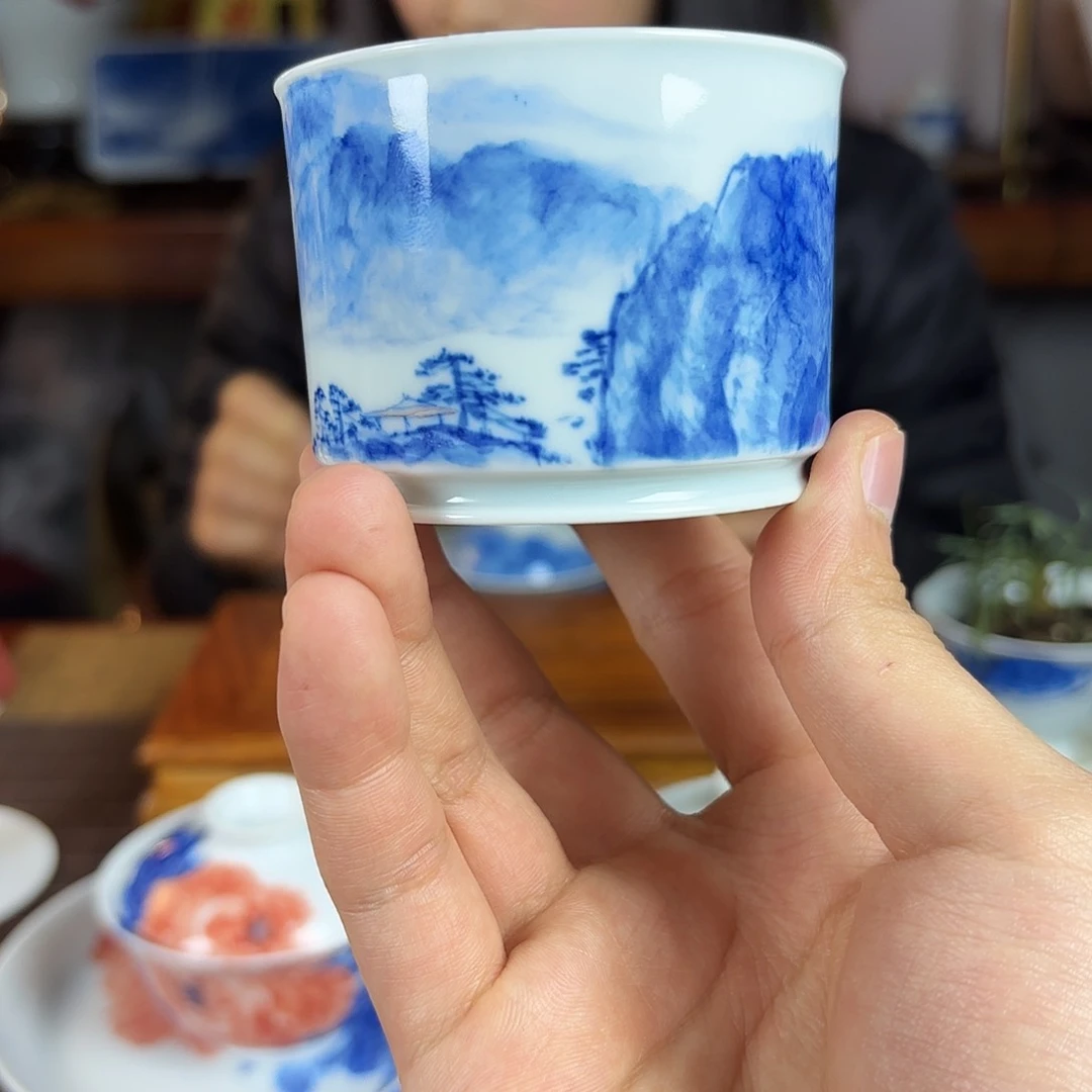 广**仔王庆龙老师手绘陶瓷