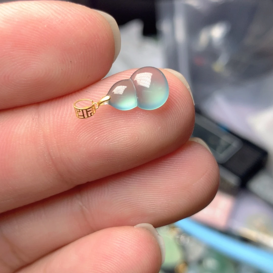 【闪购商品】颈饰18K金镶嵌翡翠翡翠