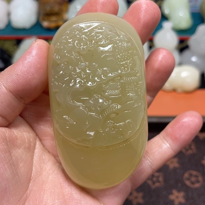 英***姐石材方解石手把件不退换