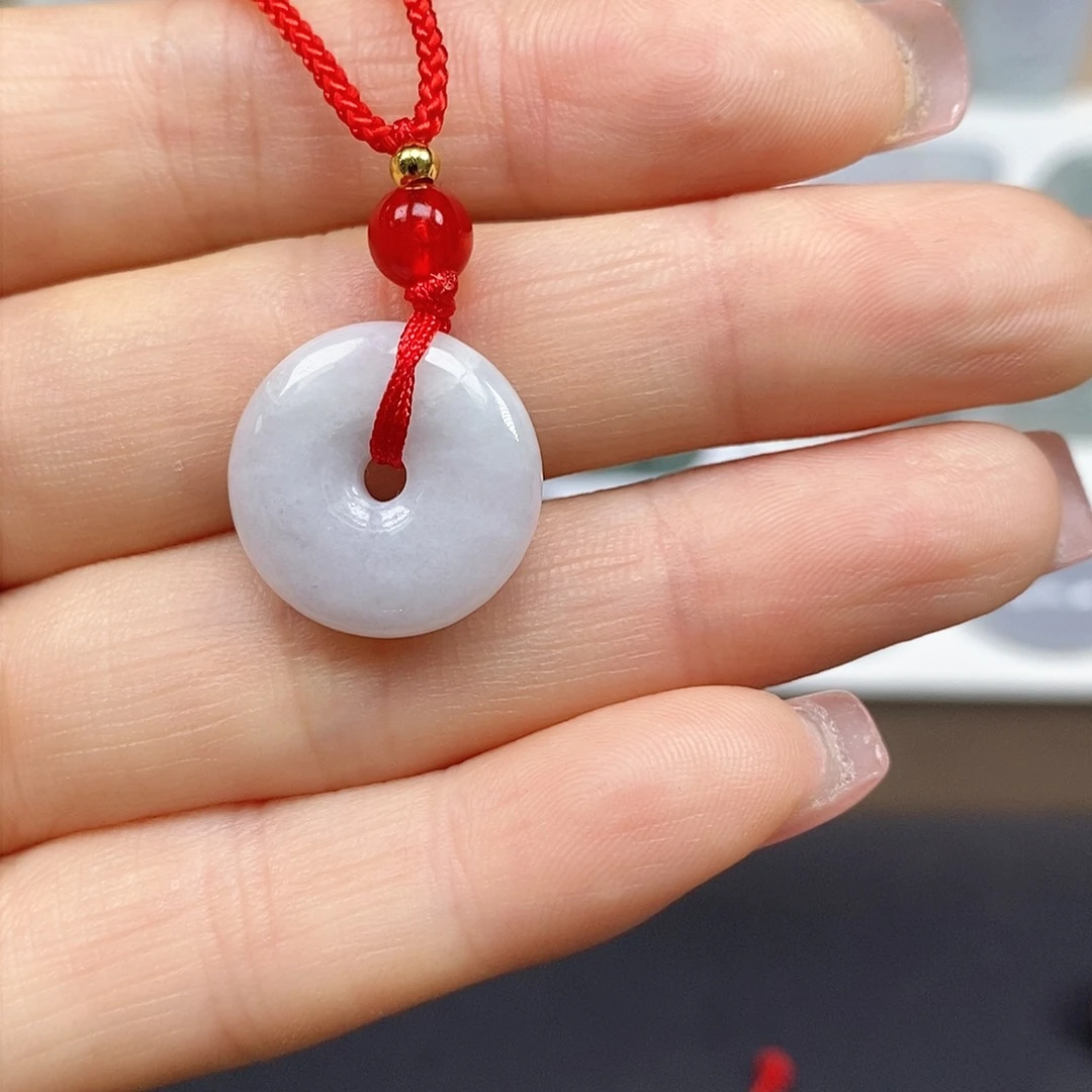 翡翠未镶嵌颈饰?****?翡翠