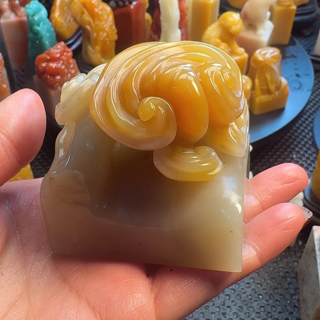 寿山石印石老挝石