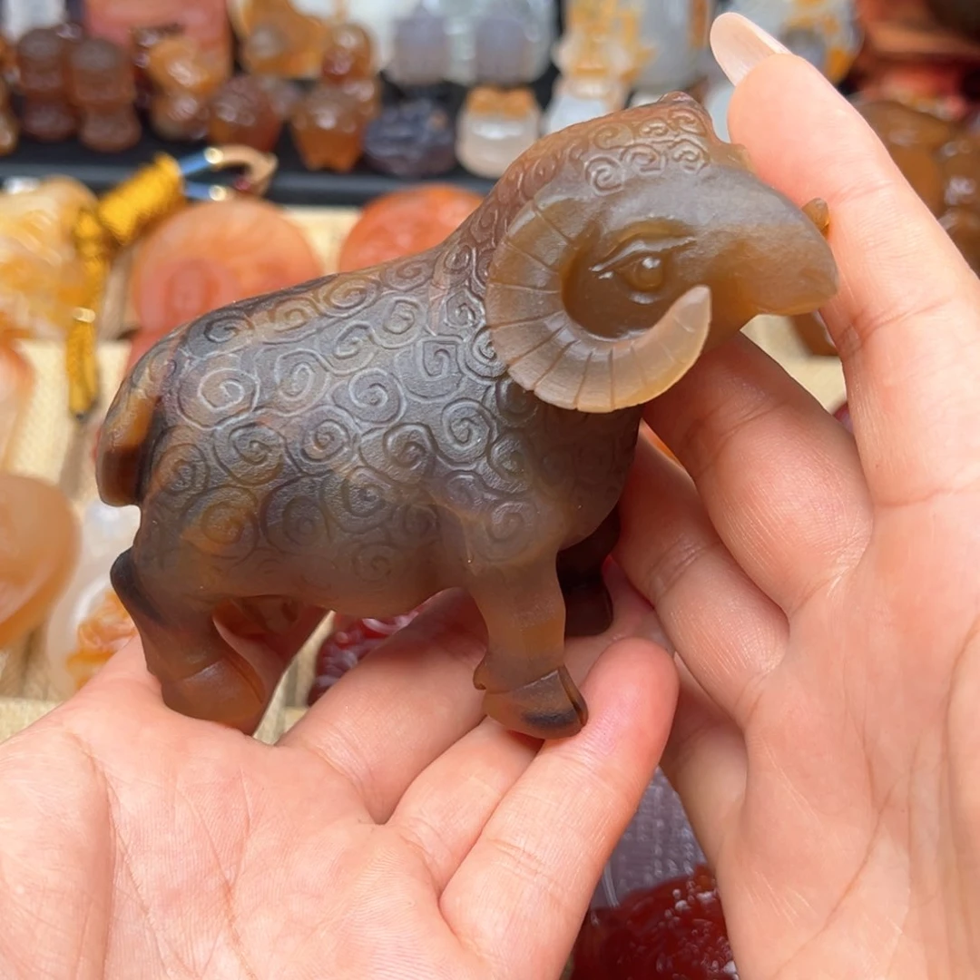 三***}玛瑙/玉髓颈饰未镶嵌