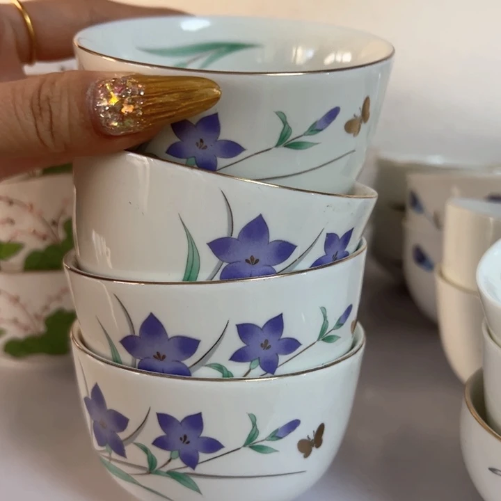 盖碗瓷器直播放漏中