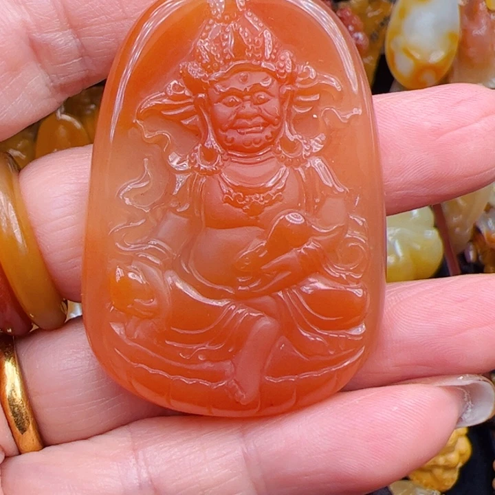 石英质玉（黄龙玉）合金颈饰