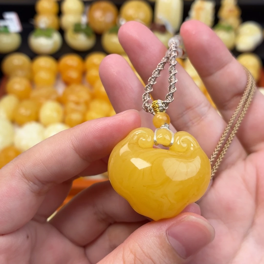 蜜蜡未镶嵌毛衣链蜜蜡