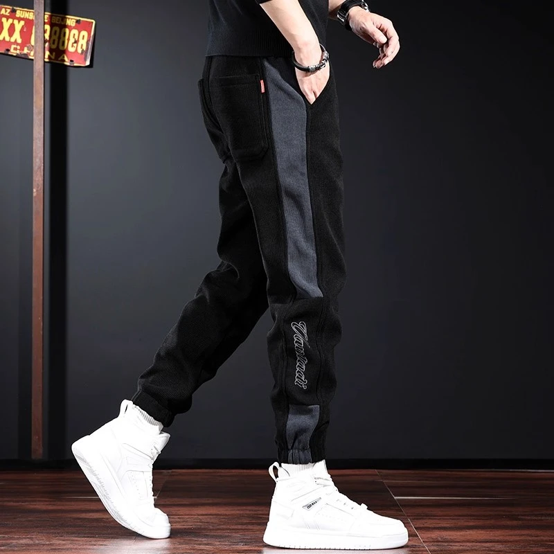 雪尼尔休闲裤秋冬季潮流束脚灯芯绒裤子加绒加厚黑色重磅运动卫裤