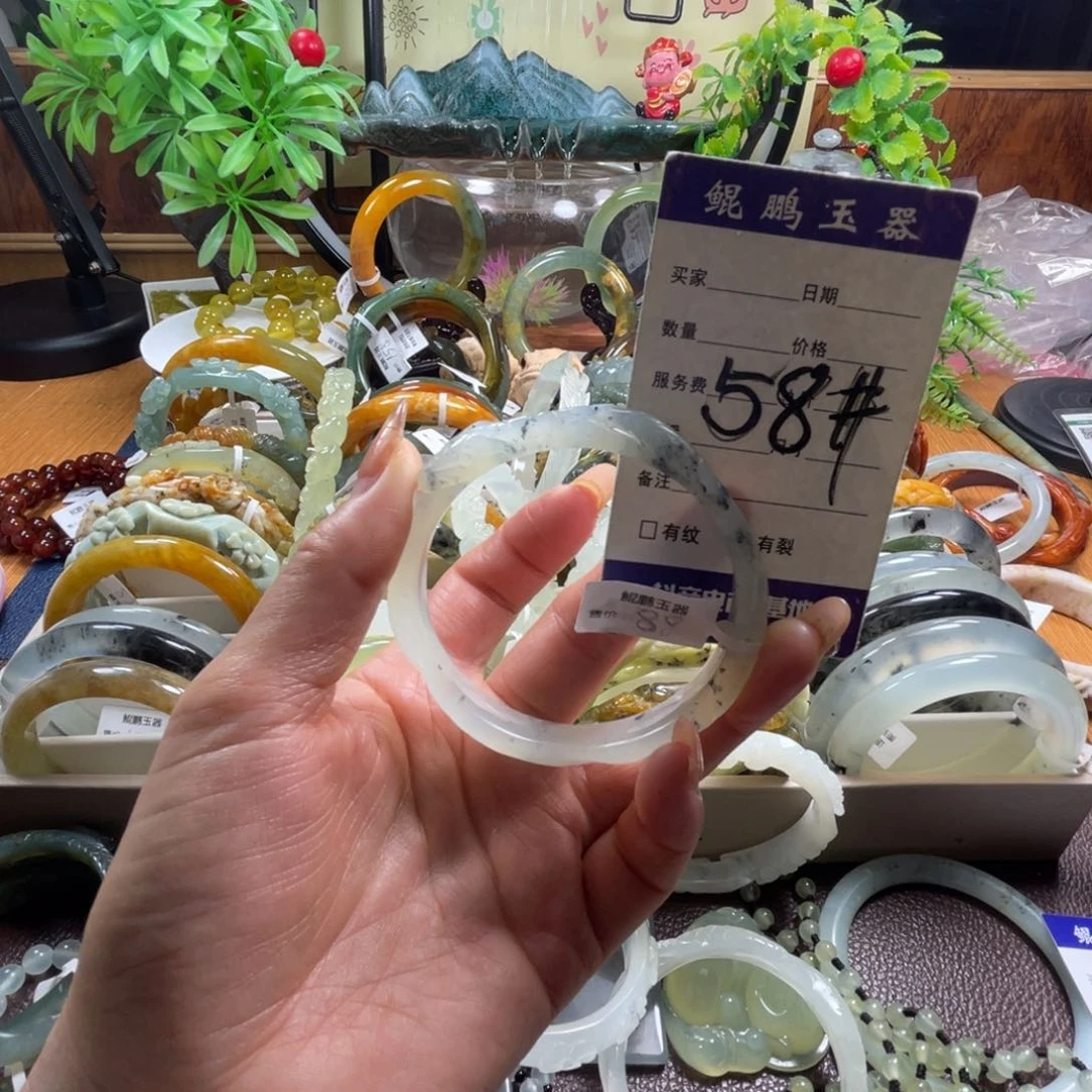 未镶嵌蛇纹石玉手镯