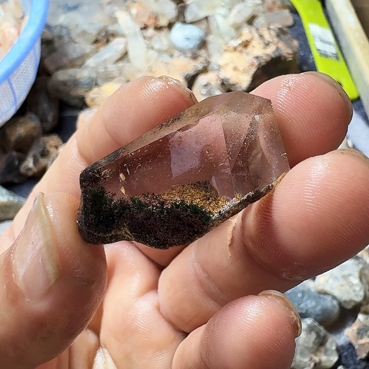 水晶未镶嵌水晶崔****@水晶