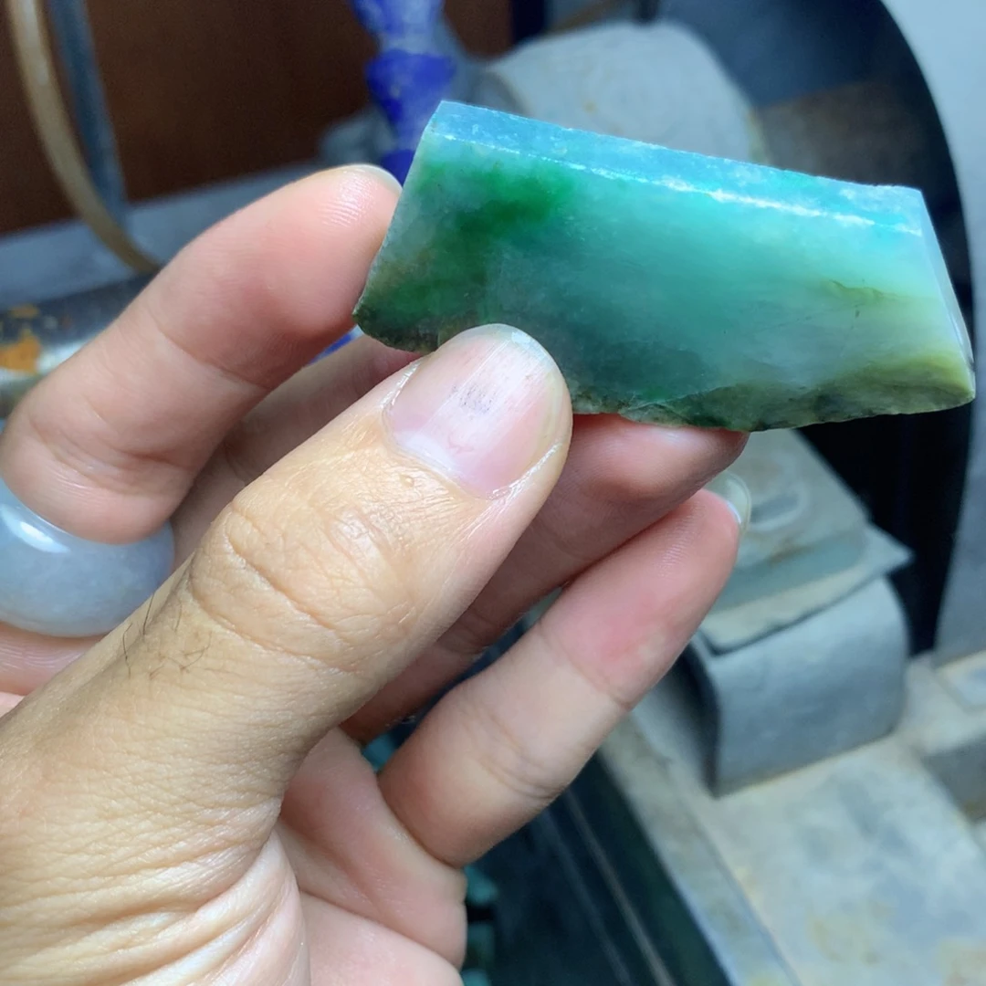 定制翡翠未镶嵌翡翠