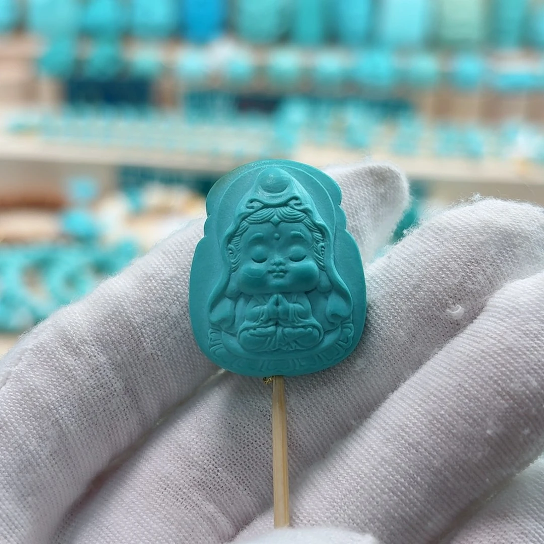 绿松石未镶嵌珠宝奇石