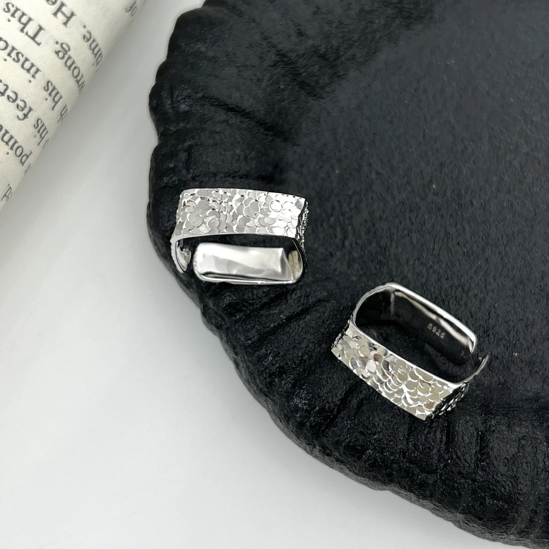 925银戒指 小众设计简约车花碎冰冰方形银戒指