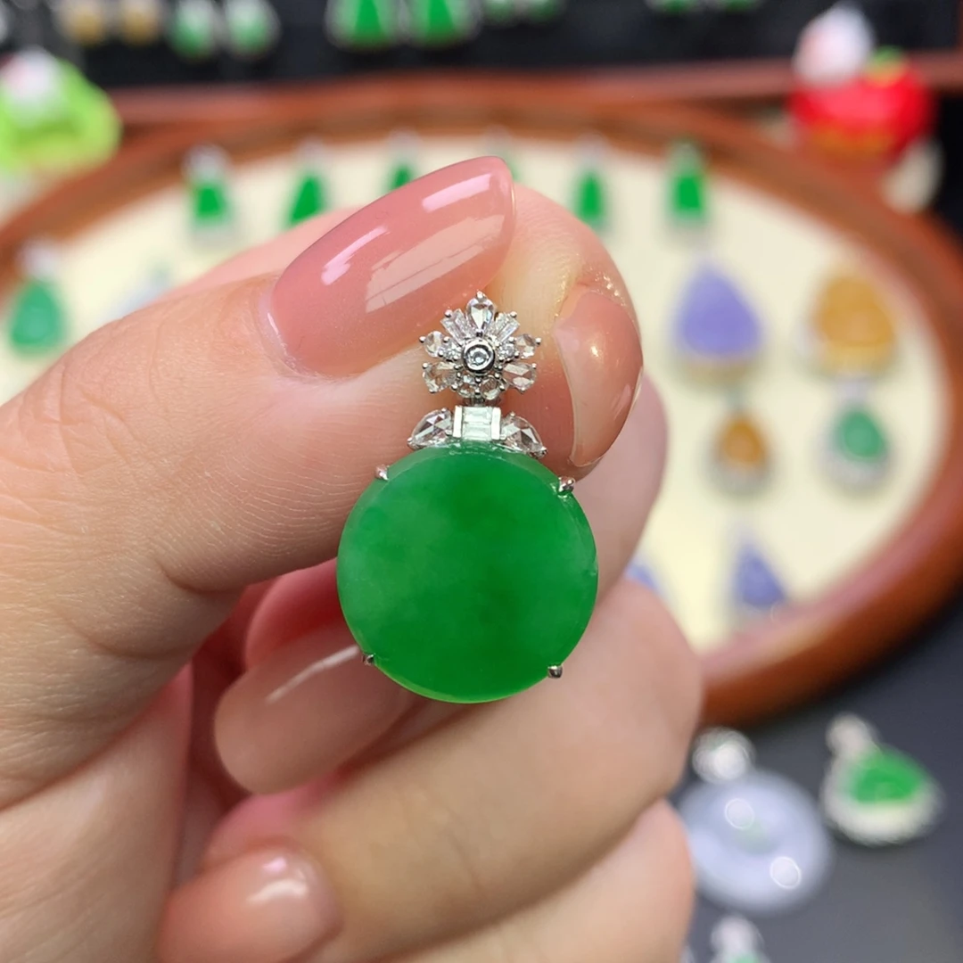 翡翠18K金镶嵌吊坠(不含链)