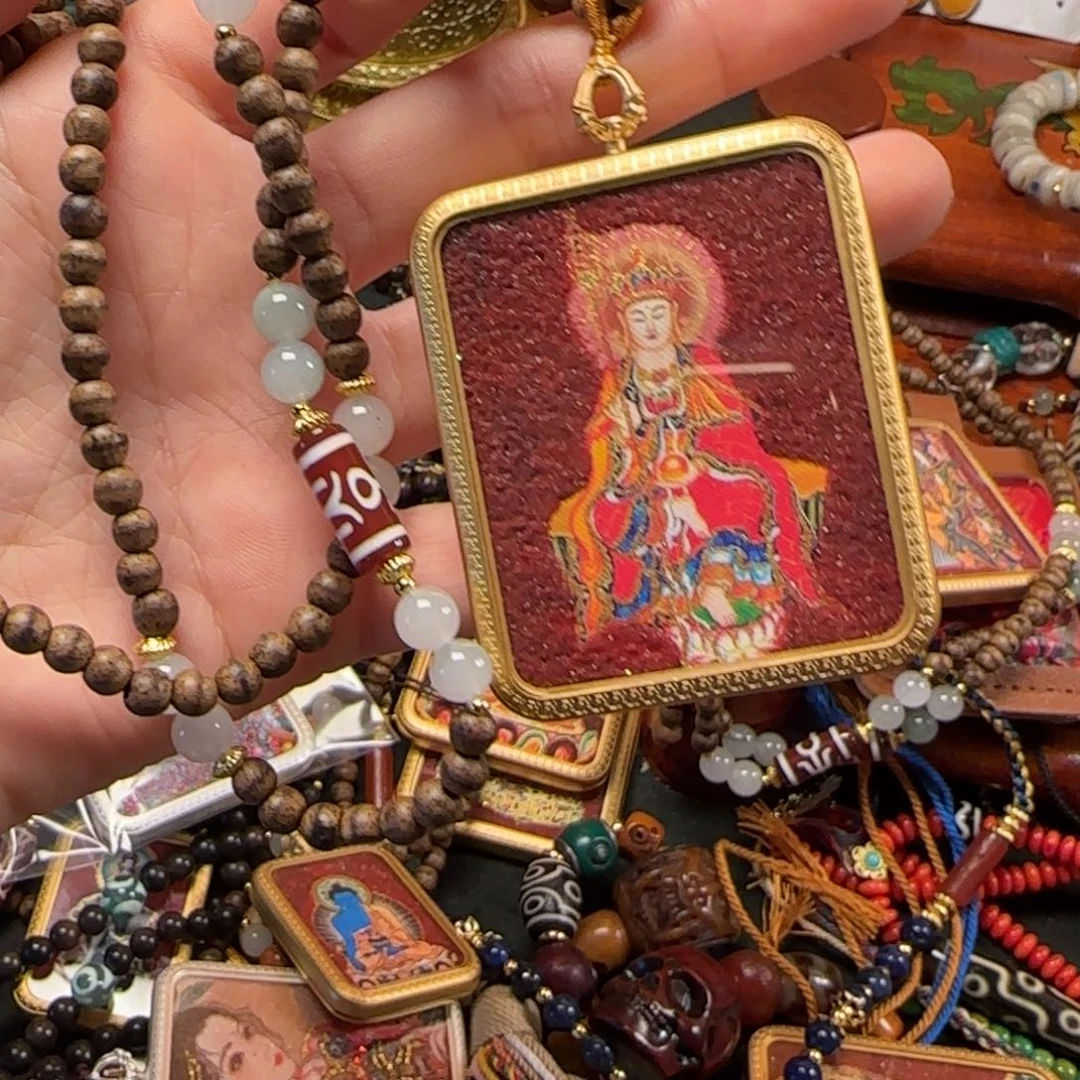 泥塑涂****姐………………………………………………