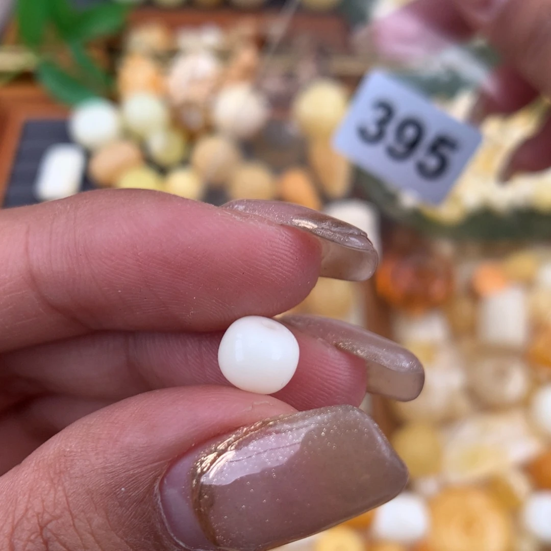 琥珀珠宝奇石未镶嵌7.0