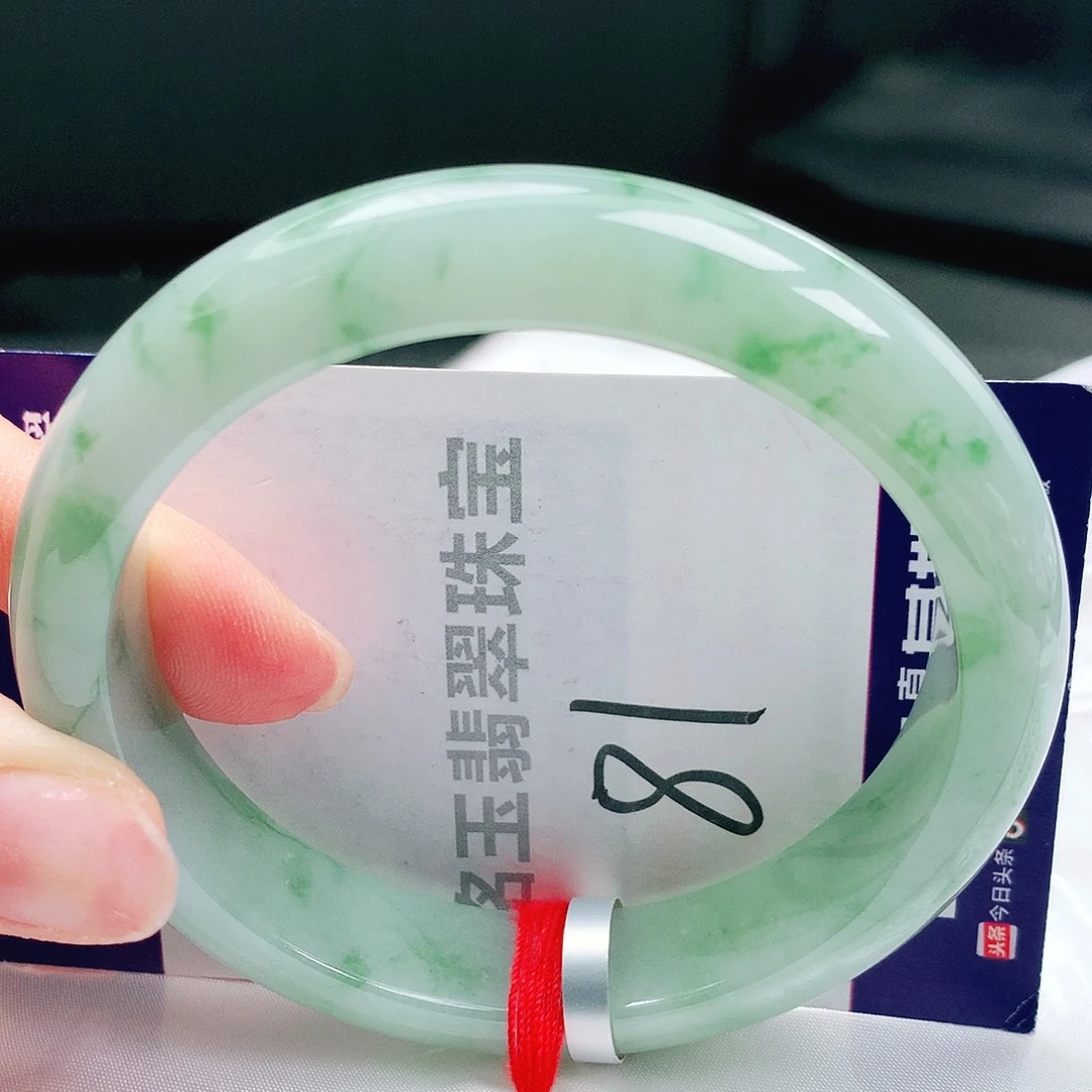翡翠手镯未镶嵌缅甸天然a货翡翠手镯
