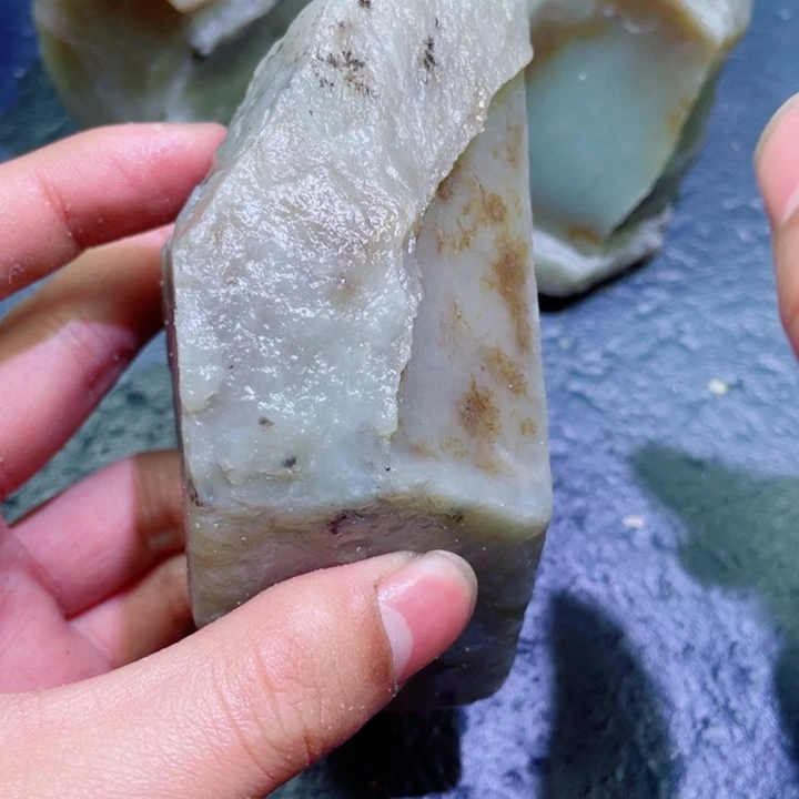 和田玉未镶嵌珠宝半成品