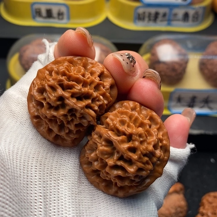 刨***儿手串/手链核桃秦闷