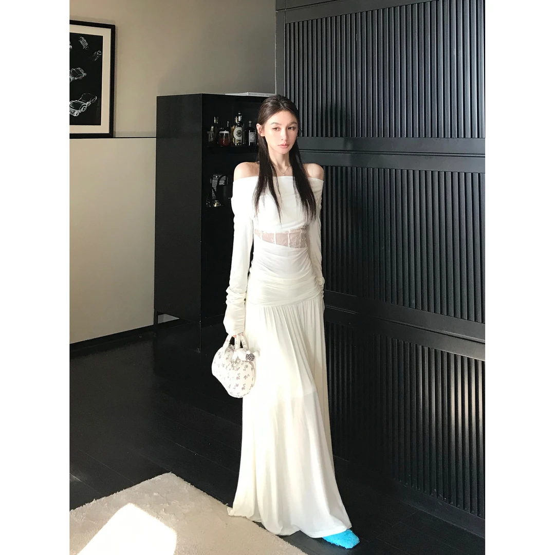 一套香软crush设计一字肩镂空蕾丝褶皱打底衫半身裙套装