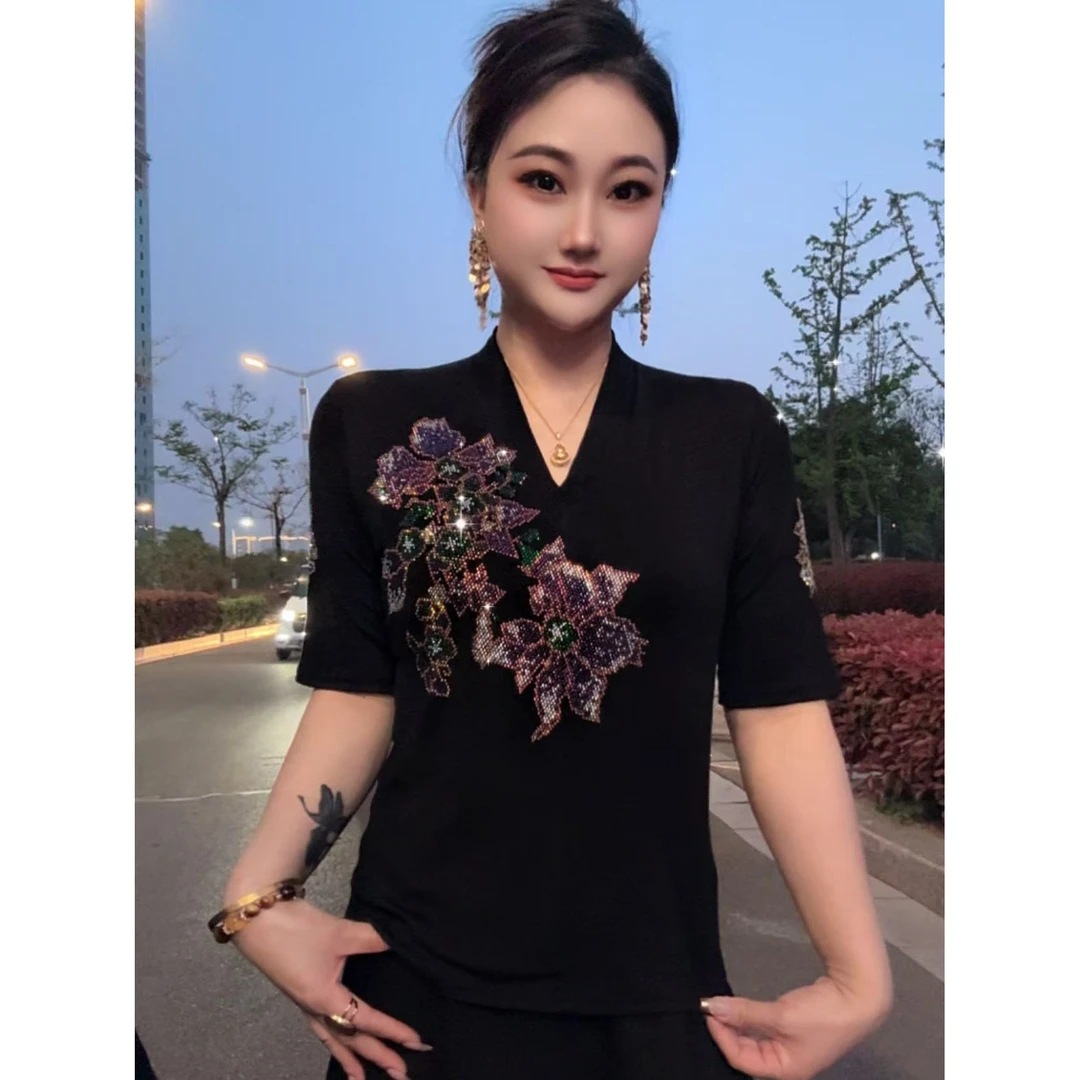 【网红爆款V领】夏季新款短袖T烫钻欧货显瘦百搭上衣休闲打底衫