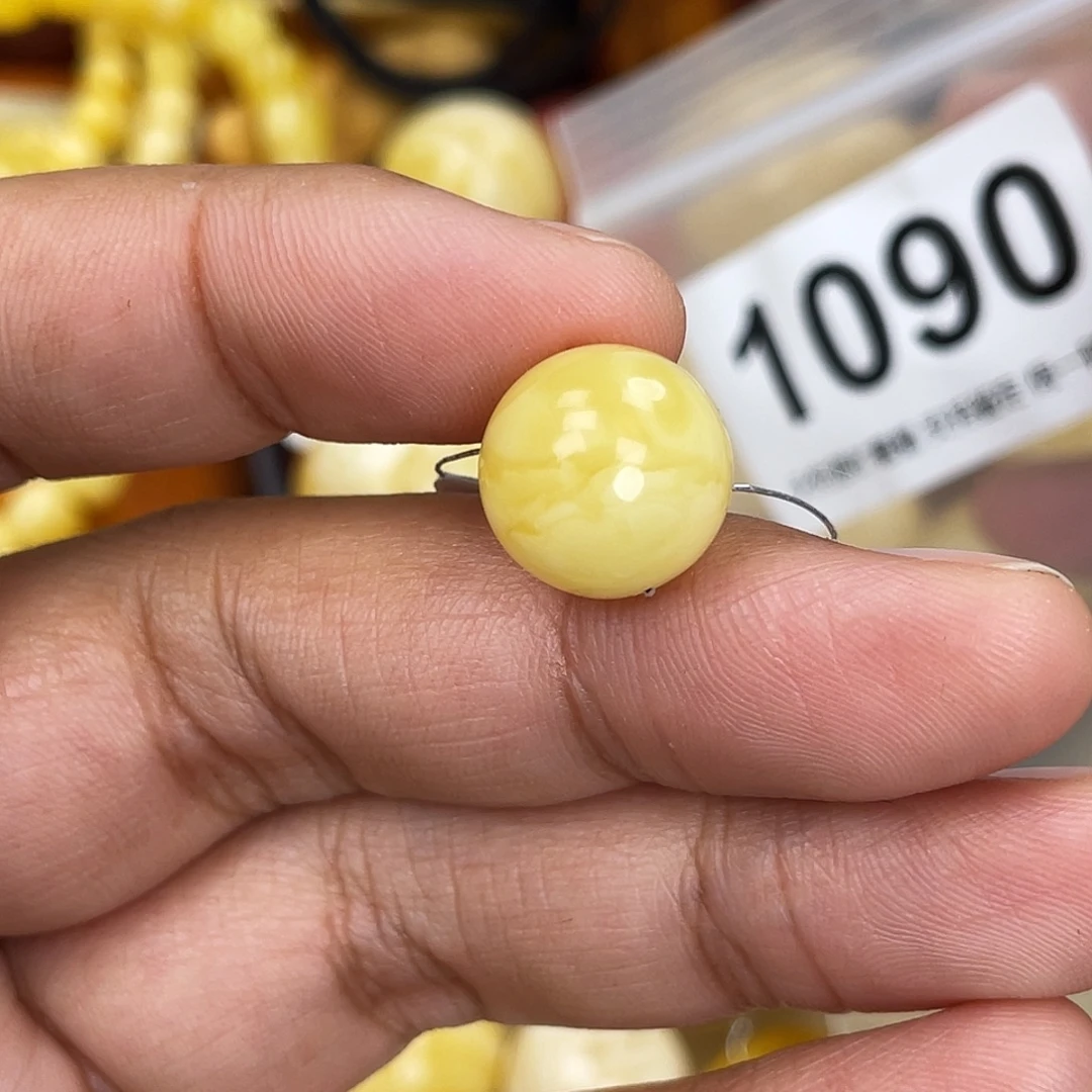 蜜蜡未镶嵌珠宝奇石小坑13.5