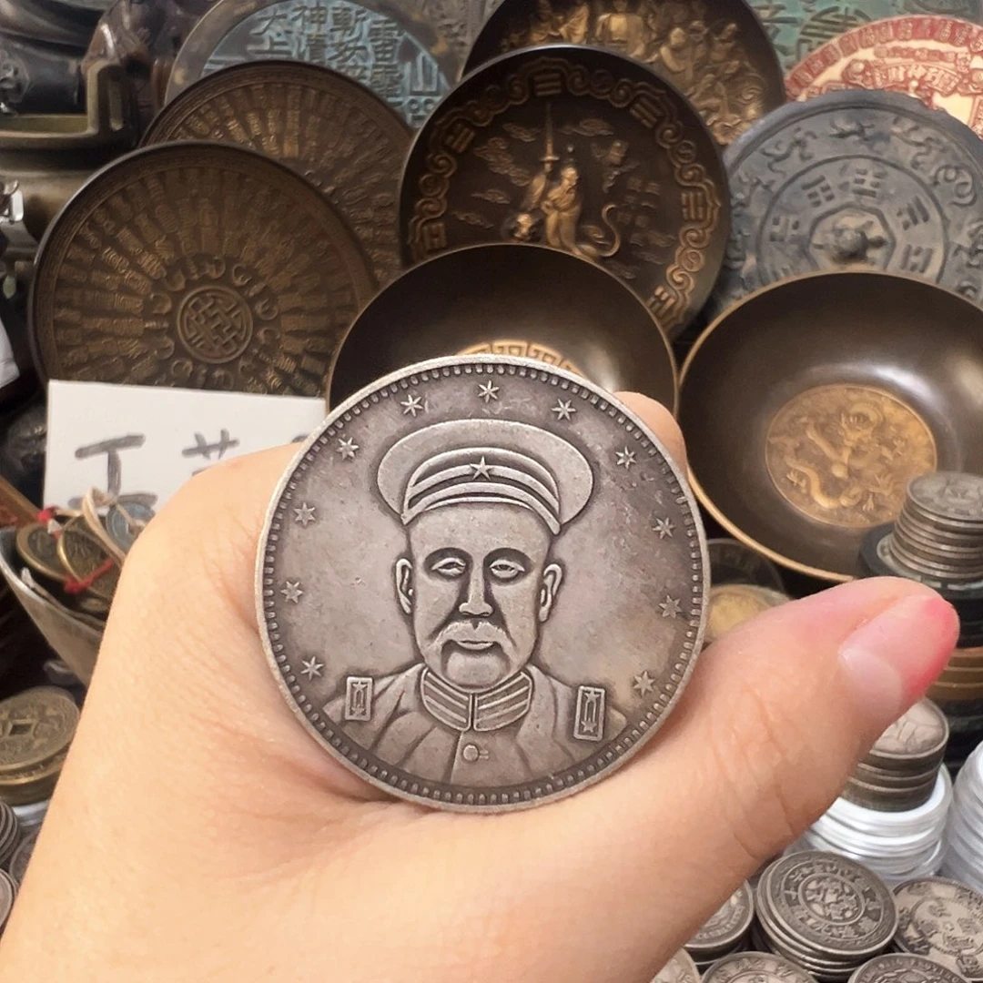 金属复古风格摆件