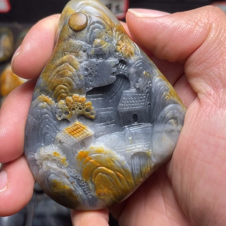 和田玉未镶嵌把件75