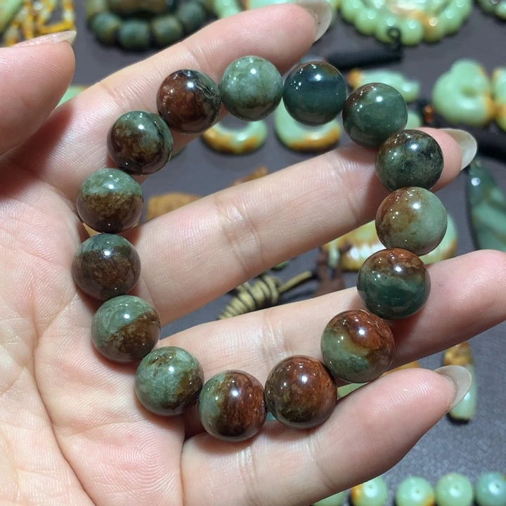 岫岩河磨玉（透闪石质玉）未镶嵌颈饰