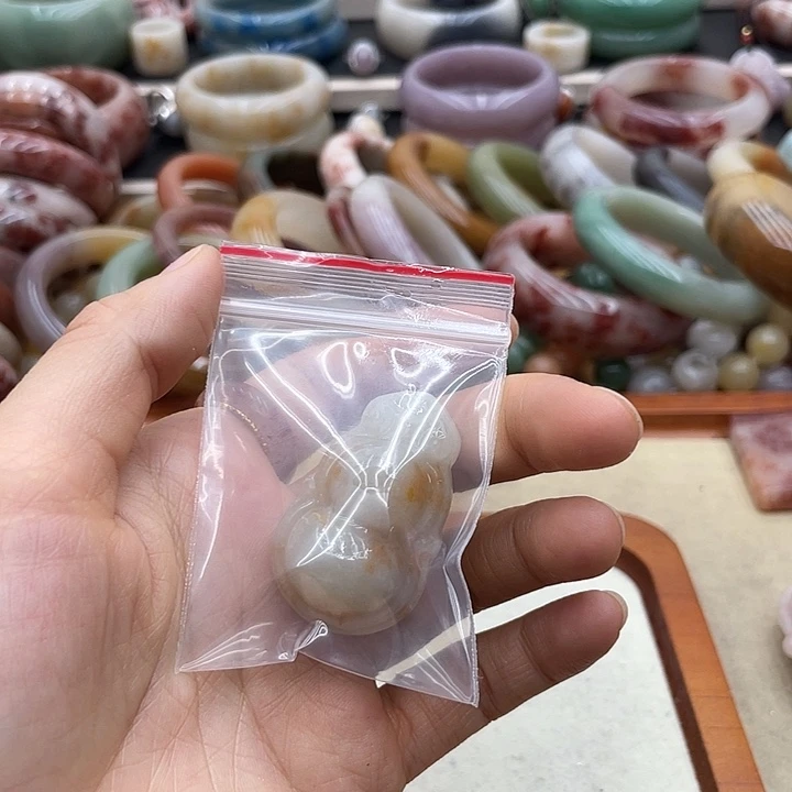 石英质玉圈口53未镶嵌柠****～