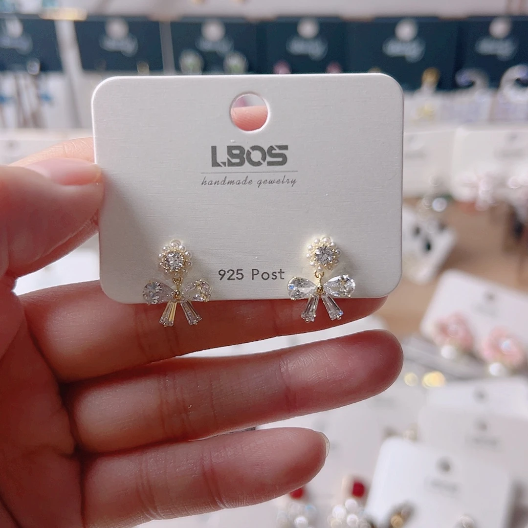 锆石纯铜合金耳环的