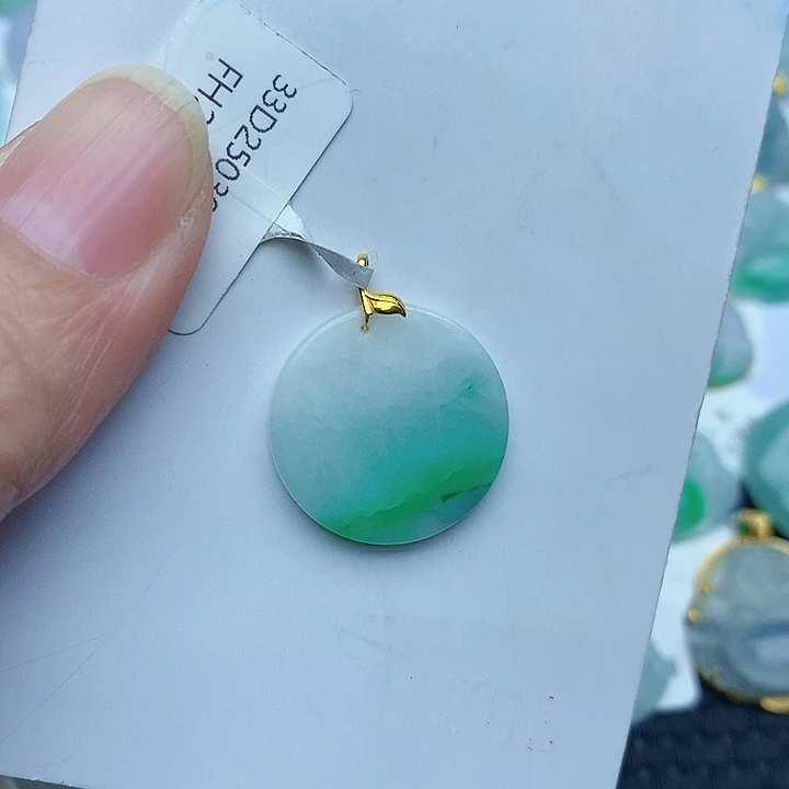 翡翠18K金镶嵌颈饰3455889