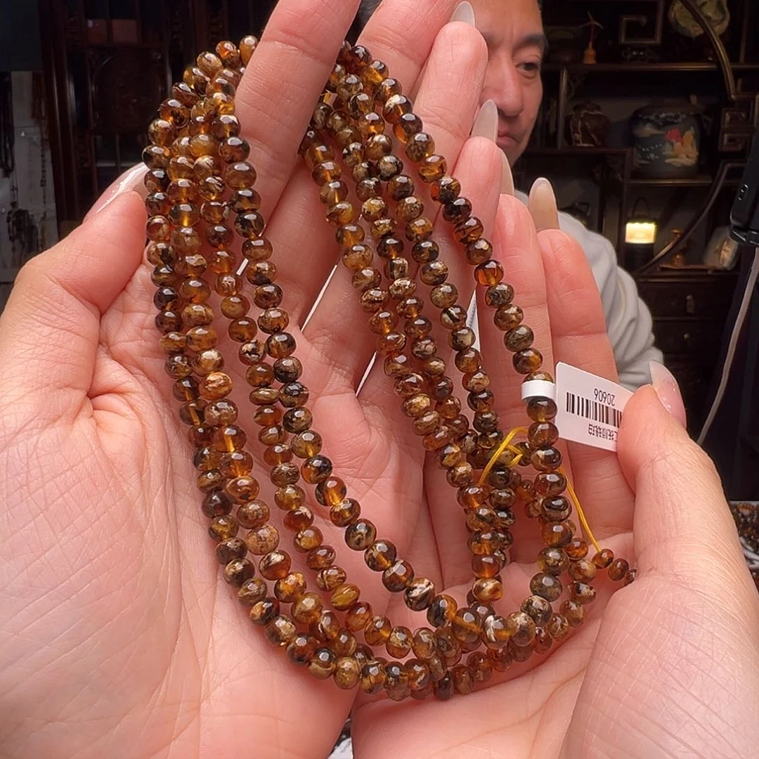 琥珀裸石未镶嵌抚顺琥珀20606多样性发其一5mm