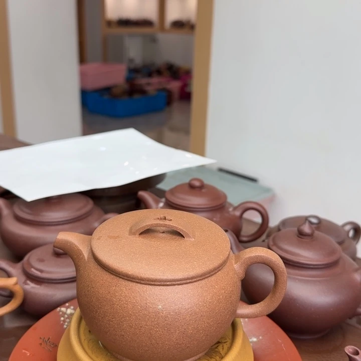 茶壶紫砂黄降坡汉瓦300Cc