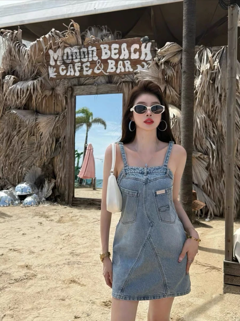 牛仔连衣裙新品洗水设计休闲A版吊带背心裙E3502