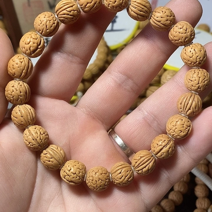 桃核手串顺顺利利11.8。   91福利