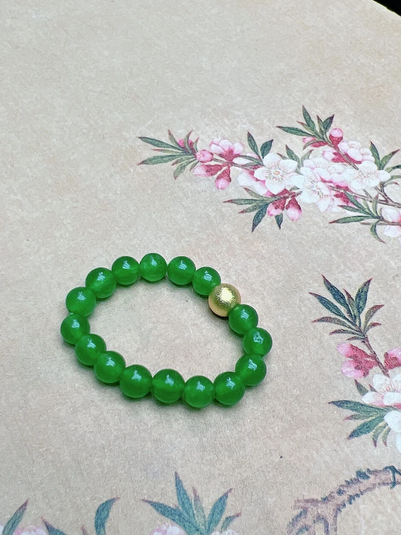 戒指 绿色精美戒指Q1136