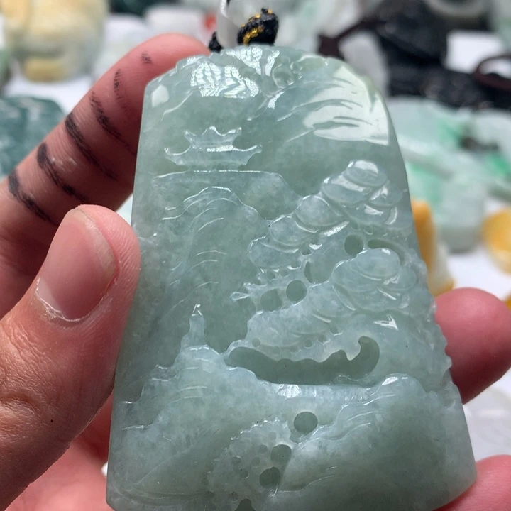 翡翠未镶嵌颈饰保真天然a货翡翠