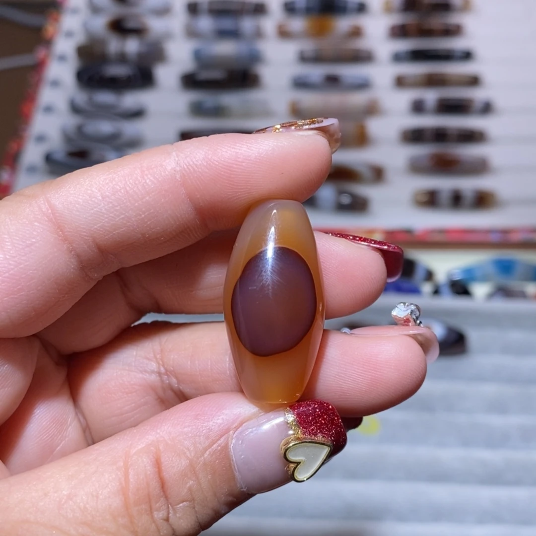 玛瑙/玉髓颈饰未镶嵌镜**生