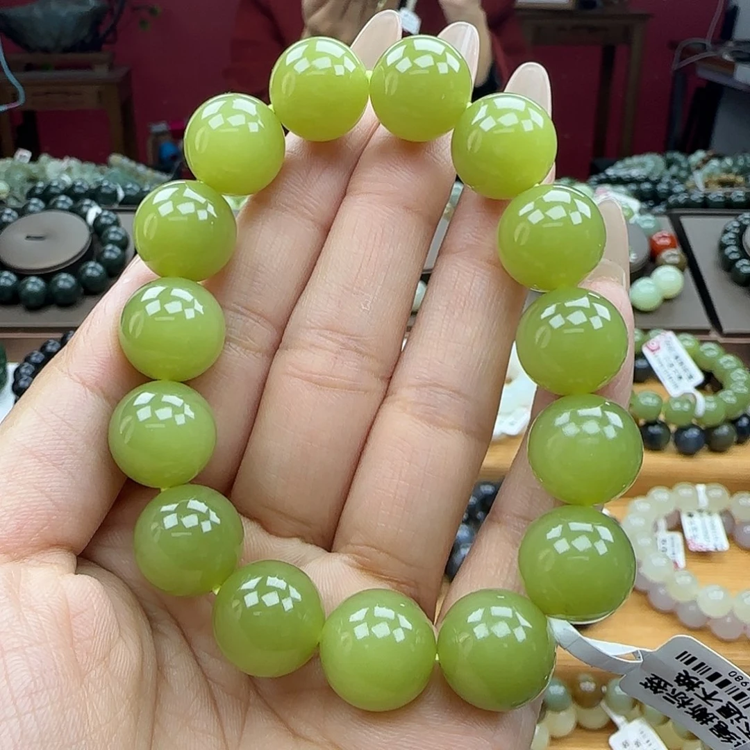 和田玉未镶嵌手串