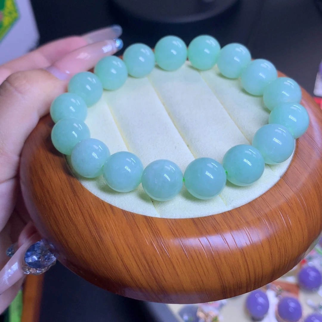 颈饰未镶嵌翡翠天然