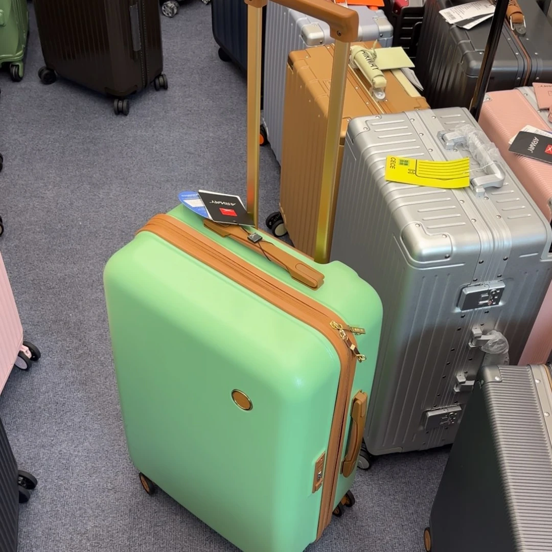 20寸pc绿色拉链箱