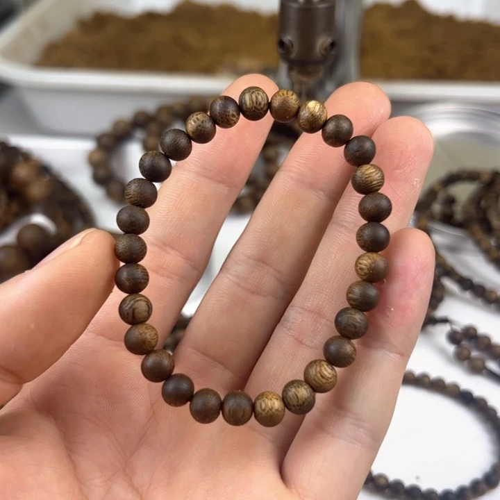 沉香手串圆珠单圈6mm